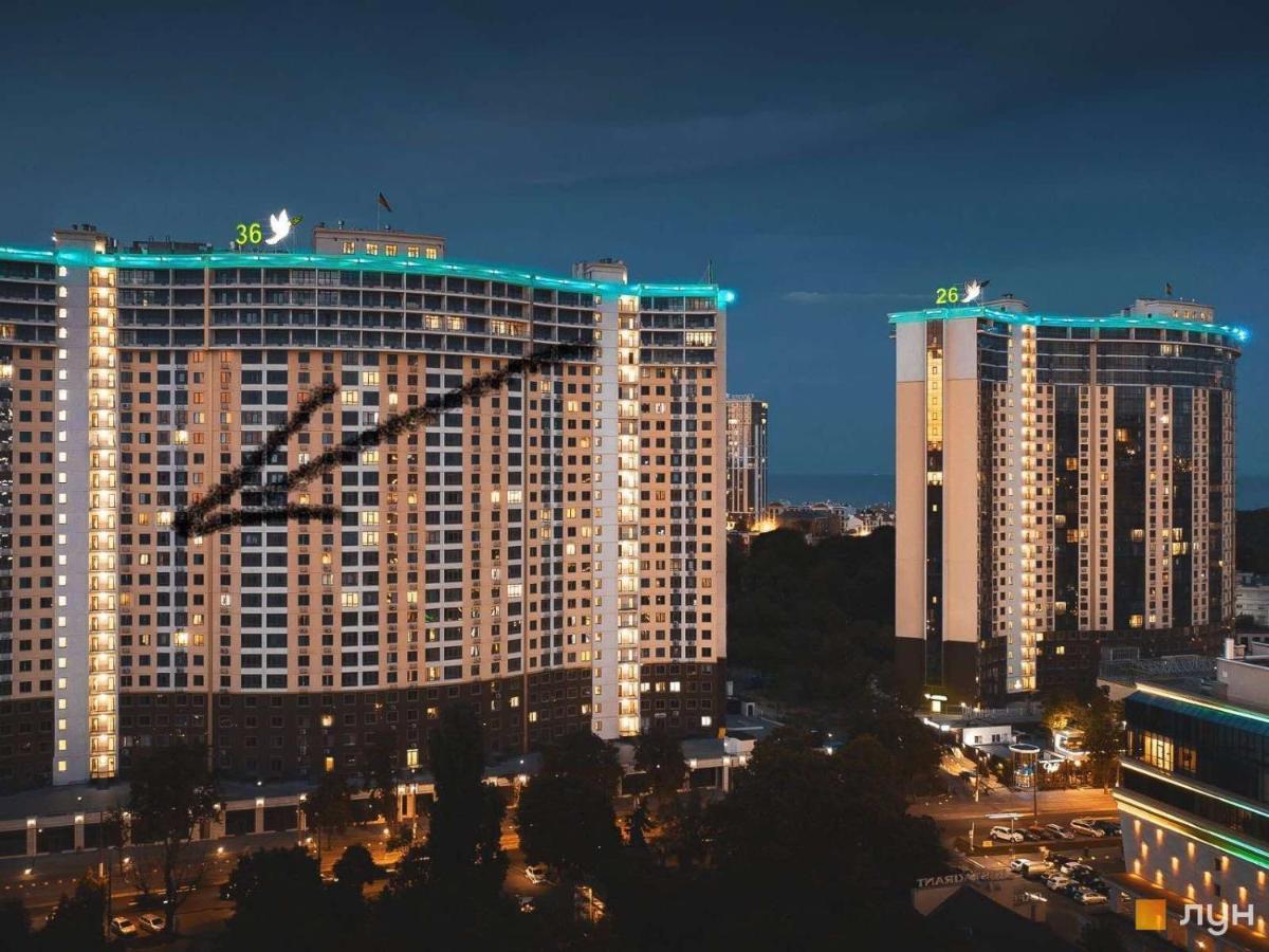 Sea, Central Arcadia, Lux 3 Room Apartment オデッサ エクステリア 写真
